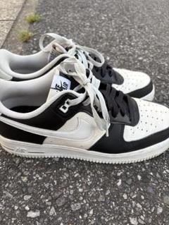 Nike Air Force 1 ホワイト/ブラックのサムネイル