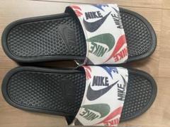 Nike ビーチサンダル カラフルデザイン　ベナッシのサムネイル