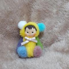 カラフルくまの着ぐるみベビー