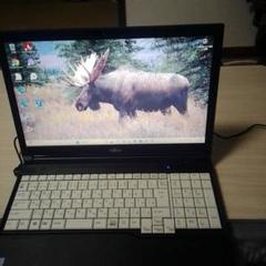 Fujitsu　8世代　Core i5 8265U ノートパソコン
