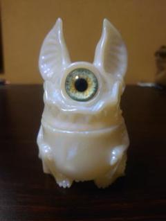 KAGEMARU DESIGNS アイビー 蓄光義眼 CF限定ソフビ KAGEMARU DESIGNS パール アイビー／蓄光義眼（未塗装）CF限定