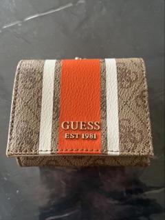 通販 2025年最新】guess 財布 メルカリ - 3つ折りの人気アイテム 小物