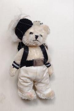 PRADA クマ型ぬいぐるみ ブラック 楽天市場】キーホルダー ぬいぐるみ（ブランドプラダ）（バッグ