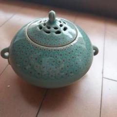 韓国 青磁 茶道具 茶釜 風炉釜　香炉 置物 青磁　床の間飾り　特大 韓国青磁 香炉 うさぎ脚 三つ脚香炉 透かし蓋 陶磁器 香道具