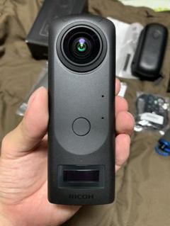360度カメラ RICOH THETA Z1