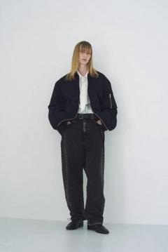uru tokyo ウールベルテッドパンツ ネイビー サイズ3 美品 正規品 uru tokyo ウールベルテッドパンツ ネイビー サイズ3 美品 正規