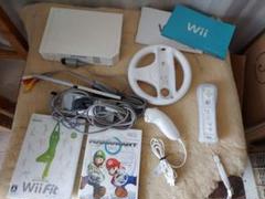 動作未確認品 Wii本体+Wii Fit+マリオカート