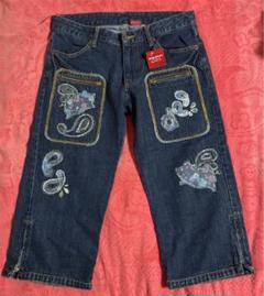 新品タグ付★￼ドラッグストアーズ★刺繍入デニムパンツ★フリーサイズ 2025年最新】ドラッグストアーズ デニムの人気アイテム - メルカリ