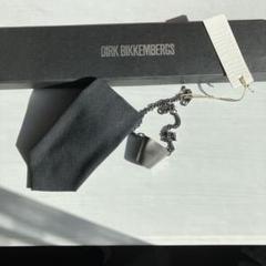 DIRK BIKKEMBERGS ネクタイ+メタルカバー 箱 タグ付 美品 - メルカリ