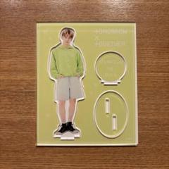 ヨンジュン　FANLIVE アクリルスタンド TXT ヨンジュン アクスタ アクリルスタンド - メルカリ