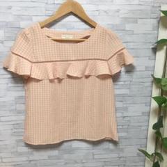 美品!アース ピンクフリルブラウス