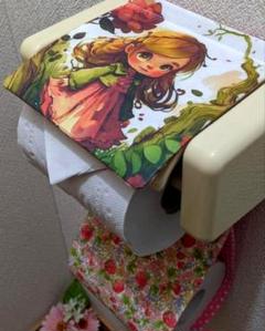 トイレットペーパーホルダー 女の子 花 森 苺 生地 インテリア 雑貨 日用品