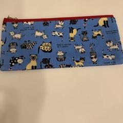 【在庫一掃】ネコがいっぱいいる⭐︎ペンケース★丁寧仕上げ★小物入れに