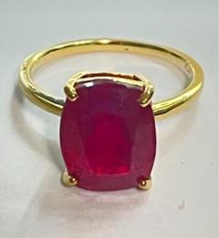 18Kゴールド クッションカット5.00cts 天然ルビーリング