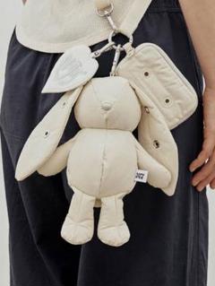 新品未開封newjeans X collerラビットポーチ(TIDE BLUE) NJ X COLLER RABBIT POUCH (TIDE BLUE) – LINE FRIENDS SQUARE