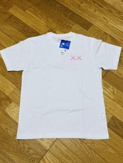 ユニクロ　メンズ　カウズ　メンズ　Tシャツ　Sサイズ