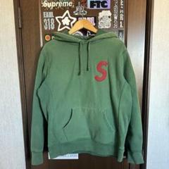supremeパーカー Sロゴ刺繍　[M] 専用のサムネイル