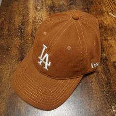 New Era LAロゴ ベースボールキャップ ブラウン