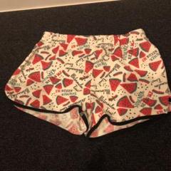 ショートパンツ