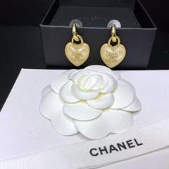 シャネル　ピアス　ハート　ゴールド　ビンテージのサムネイル