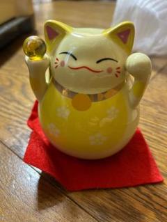 新品未使用　風水猫貯金箱　黄色　社交、金運