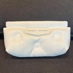 マルジェラ　ジェントルモンスター　メガネケース　白 Maison Margiela ✖️GENTLE MONSTER メガネケース - メルカリ