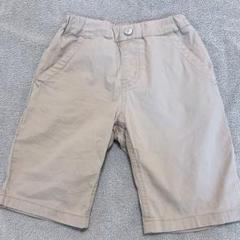 ベージュ ハーフパンツ ポケット付き