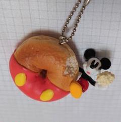 ディズニー ビッグスイーツマスコット キーホルダー ミッキーマウス＆ドーナツ