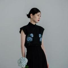 タグ付き新品未使用品⭐️定価12960円、ヌキテパ 刺繍ブラウス Cotton Linen Plants Embroidery Long Sleeve Blouse | Pasand