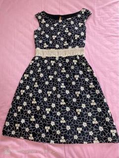 TOCCA 花柄刺繍 ノースリーブワンピース