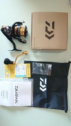 激安店舗 23レガリス ダイワ LT4000-CXH フラット シーバス 中古品 リール
