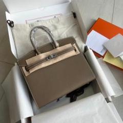 専用 Hermes エルメスQOのサムネイル