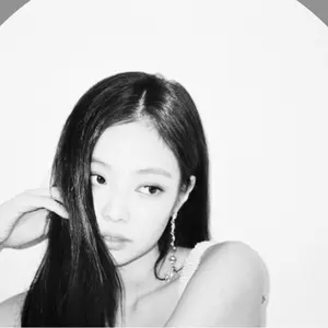 ジェニ THE ALBUM JP トレカ 即購入❌ BLACKPINK ジェニ THE ALBUM トレカ - メルカリ