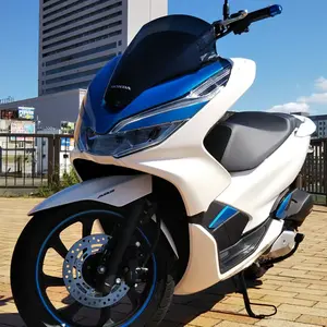 あっちゃん新型PCX(JK05KF47)アイラインテールライト2点セット 2021年PCX(JK05KF47)ブラックデビルアイラインガーニッシュ