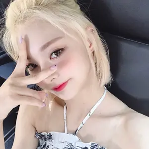 fromis_9 ジソン ~Memento Box 直筆サイン生写真 ユニバ - メルカリ