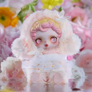 Green Grape ラブブ Labubu ぬいぐるみ ペンダント マカロン
