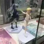 吉田優子 等身大タペストリー まちカドまぞく まんがタイムきらら展 吉田優子 等身大タペストリー まちカドまぞく まんがタイム