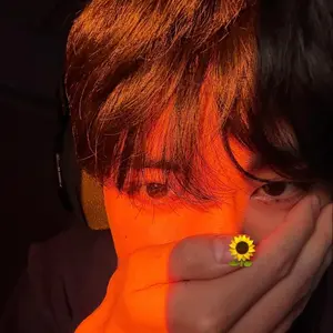 ジュリ様専用 アクリルチャーム BTS テヒョン テテ - メルカリ