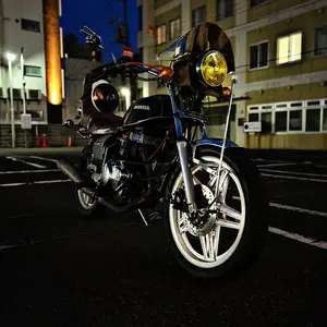 cb400sf nc39 nc42 チンチラ三段シート　オオカワ Amazon | NC39 NC42 黒赤エナ 三段シート 補強入り55cm