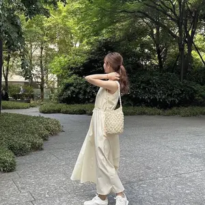 r。130cm フリルセーラー風ワンピース ハンドメイド(新品送料込) r。様専用130cm フリルセーラー風ワンピース ハンドメイド(新品