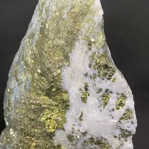 Gojyo 　645g 金鉱石　原石 鉱物　鉱物標本　天然石 Gojyo 様専用 645g 金鉱石 原石 鉱物 鉱物標本 天然石 - メルカリ
