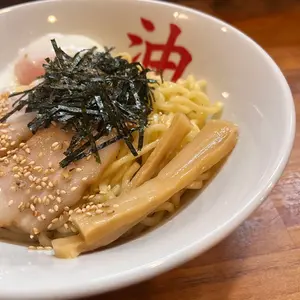 刀剣乱舞✴︎雲生✴︎跪坐スクエア缶バッジコレクション - メルカリ