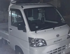 泥除け 軽トラ オフセットステー ウロコ 黒 - メルカリ