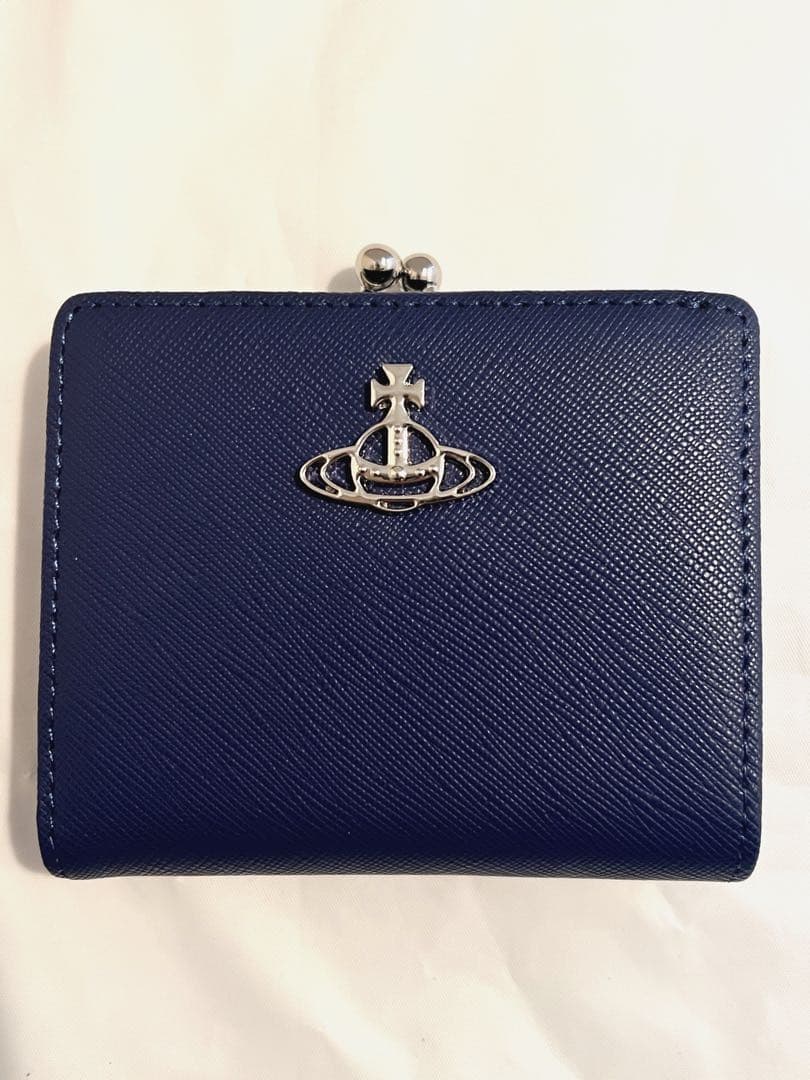 【新品未使用】Vivienne Westwood 二つ折り財布 ブルー 大人気 【新品未使用】Vivienne Westwood 二つ折り財布 ブルー 大人気