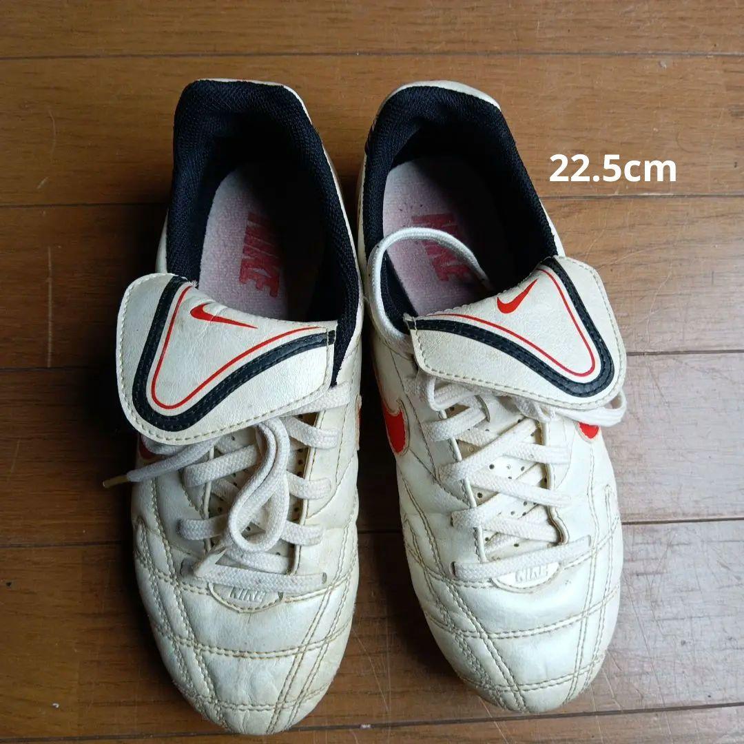 NIKE Tiempo サッカーシューズ 白 難あり Nike Tiempo サッカーシューズ ホワイト/オレンジ 27.5