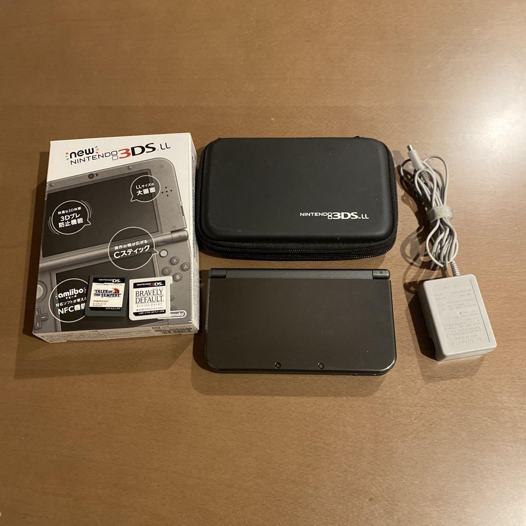 Nintendo 3DS LL メタリックブラック 本体+充電器+ソフト+箱付き