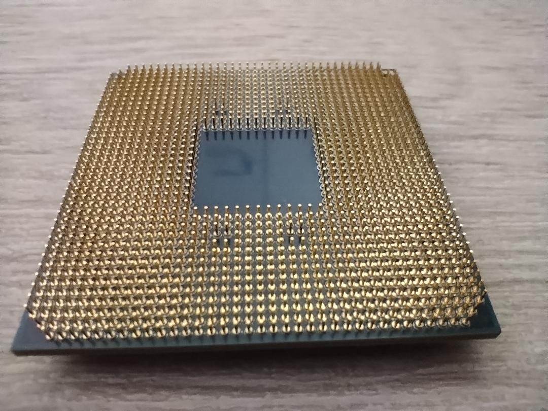 AMD Ryzen 5 3600 PCパーツ