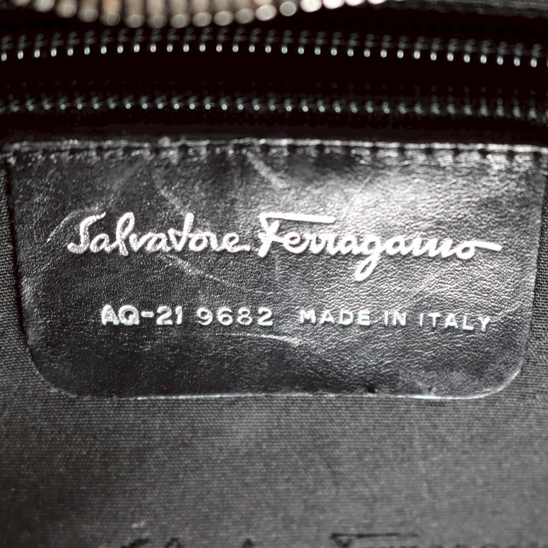 ガンチーニ ワンショルダーバッグ