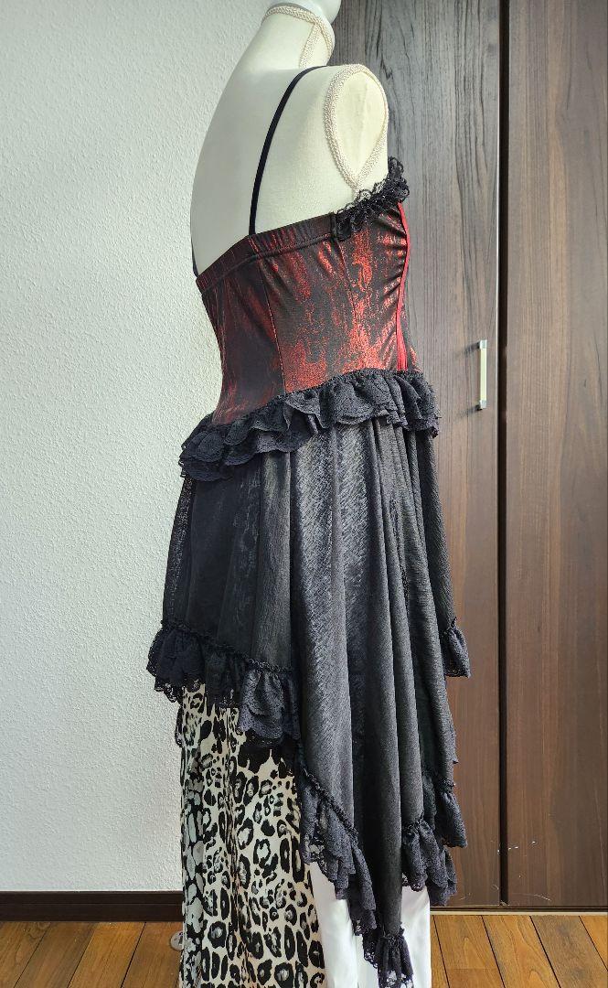 キューティーフラッシュ　黒×赤　ビスチェ？