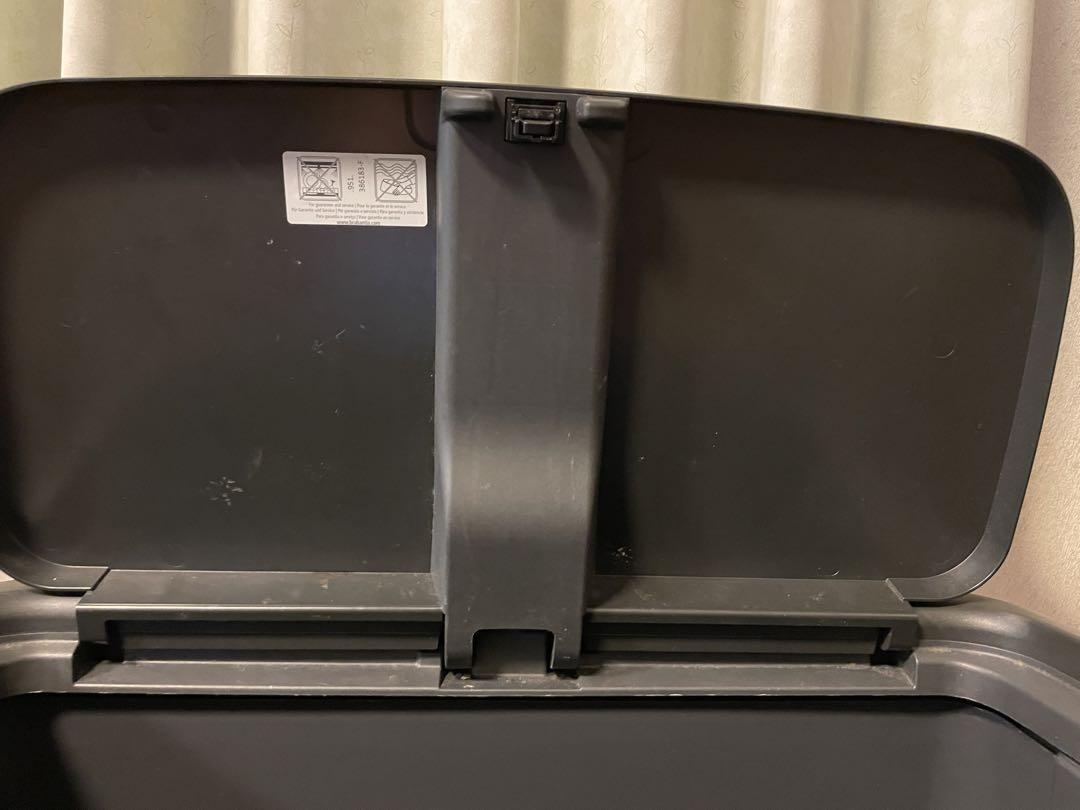 ブラバンシア　BOタッチビン　ゴミ箱36L ホワイト